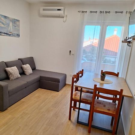 Apartmani Marino Привлака Экстерьер фото