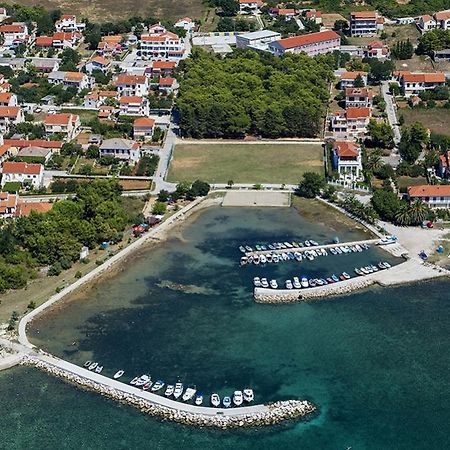 Apartmani Marino Привлака Экстерьер фото