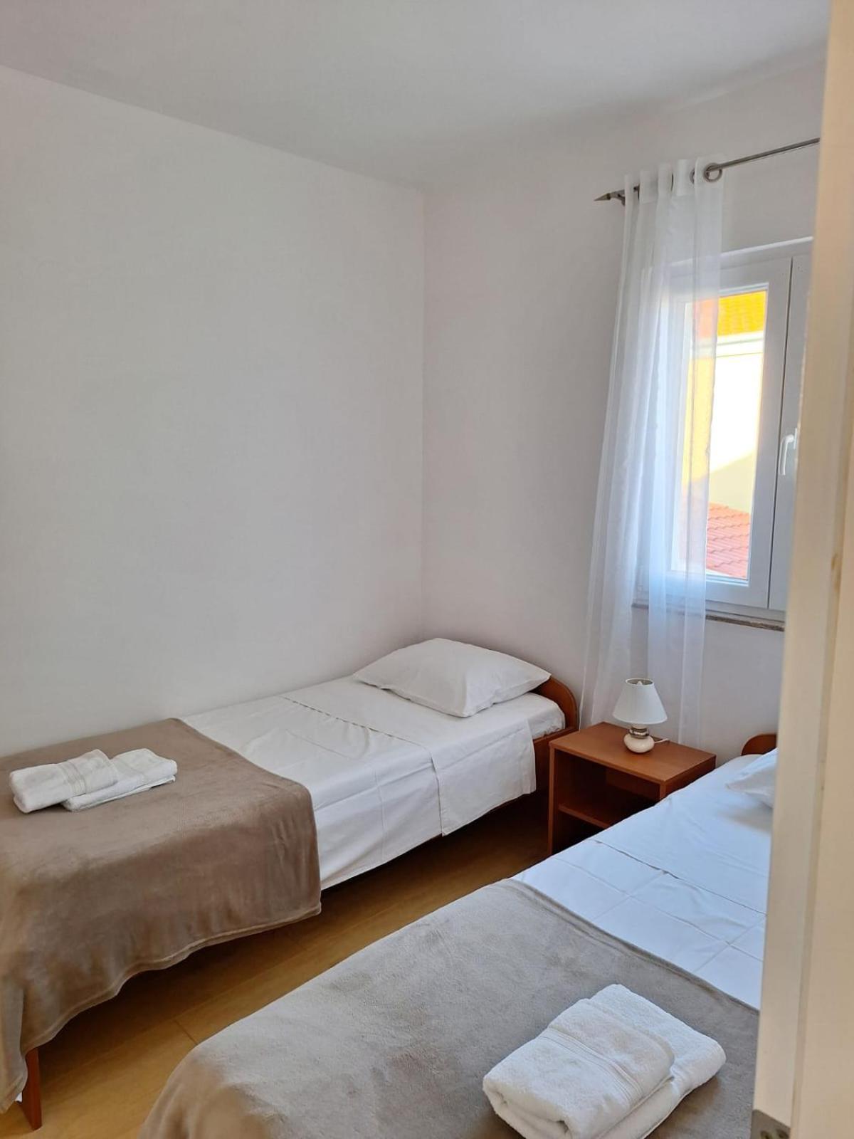 Apartmani Marino Привлака Экстерьер фото