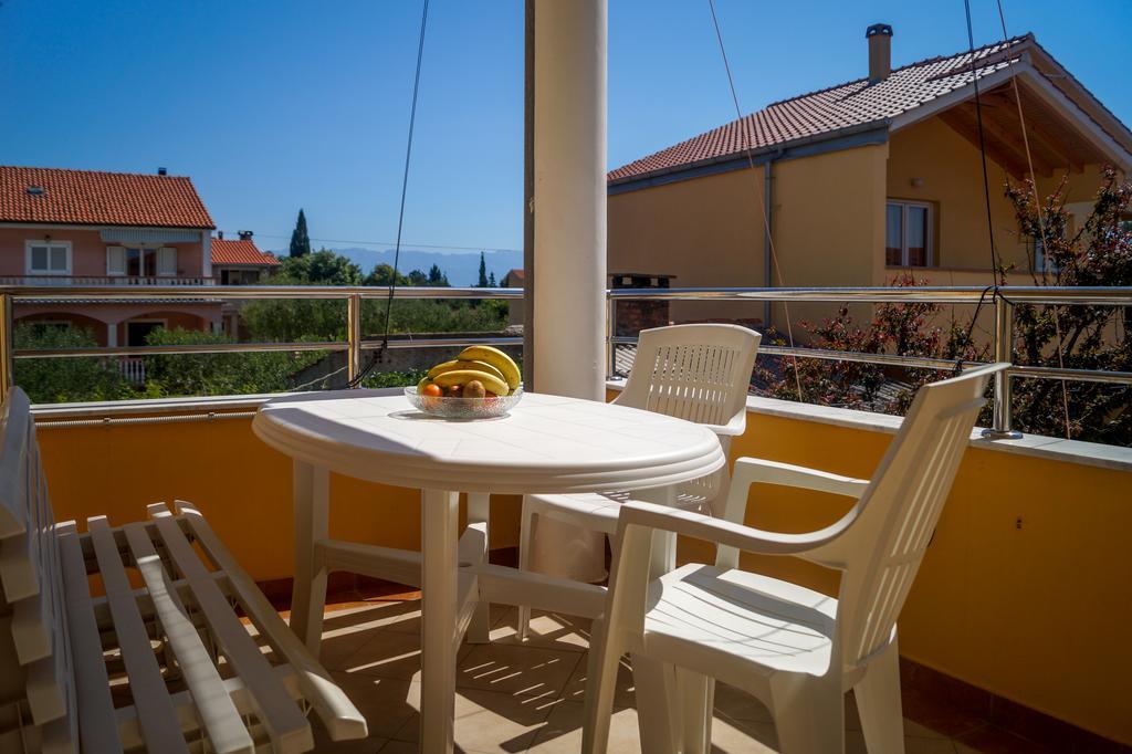 Apartmani Marino Привлака Экстерьер фото