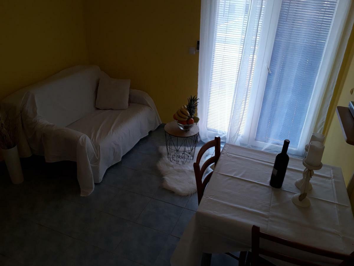 Apartmani Marino Привлака Экстерьер фото