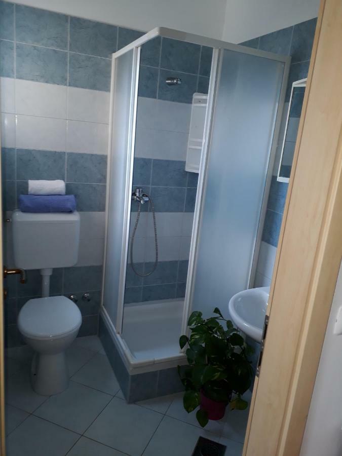 Apartmani Marino Привлака Экстерьер фото