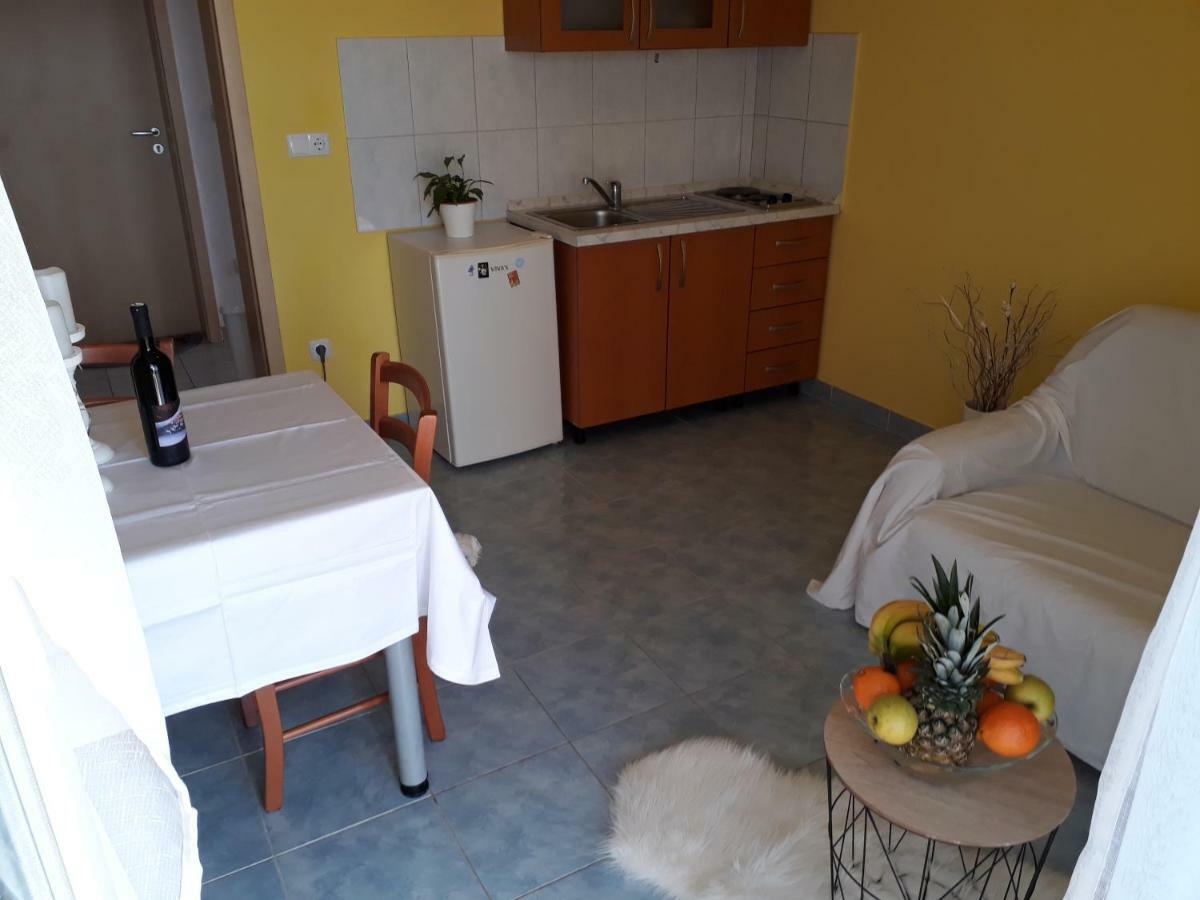 Apartmani Marino Привлака Экстерьер фото