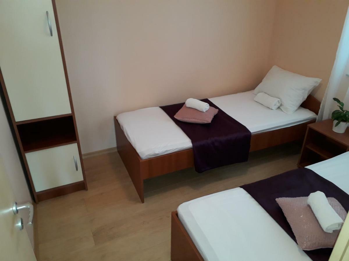 Apartmani Marino Привлака Экстерьер фото