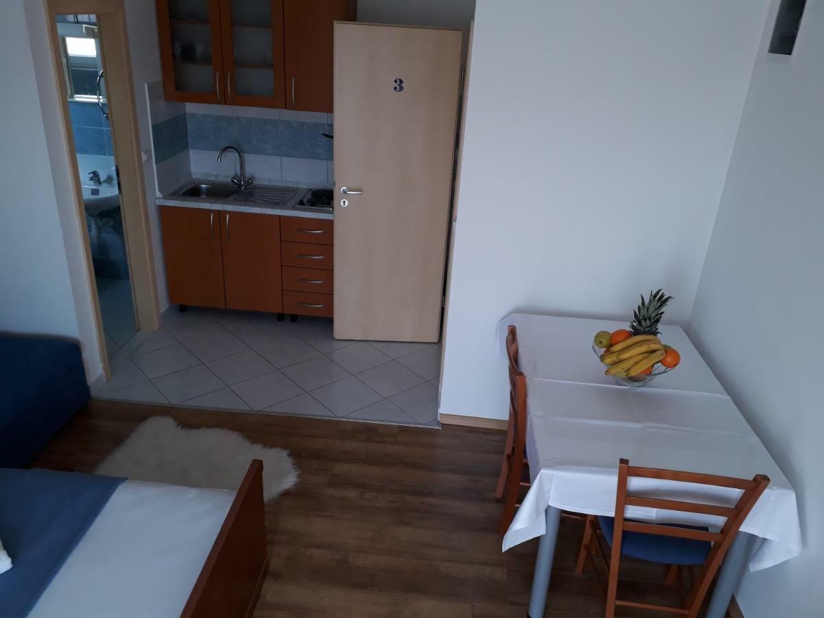 Apartmani Marino Привлака Экстерьер фото