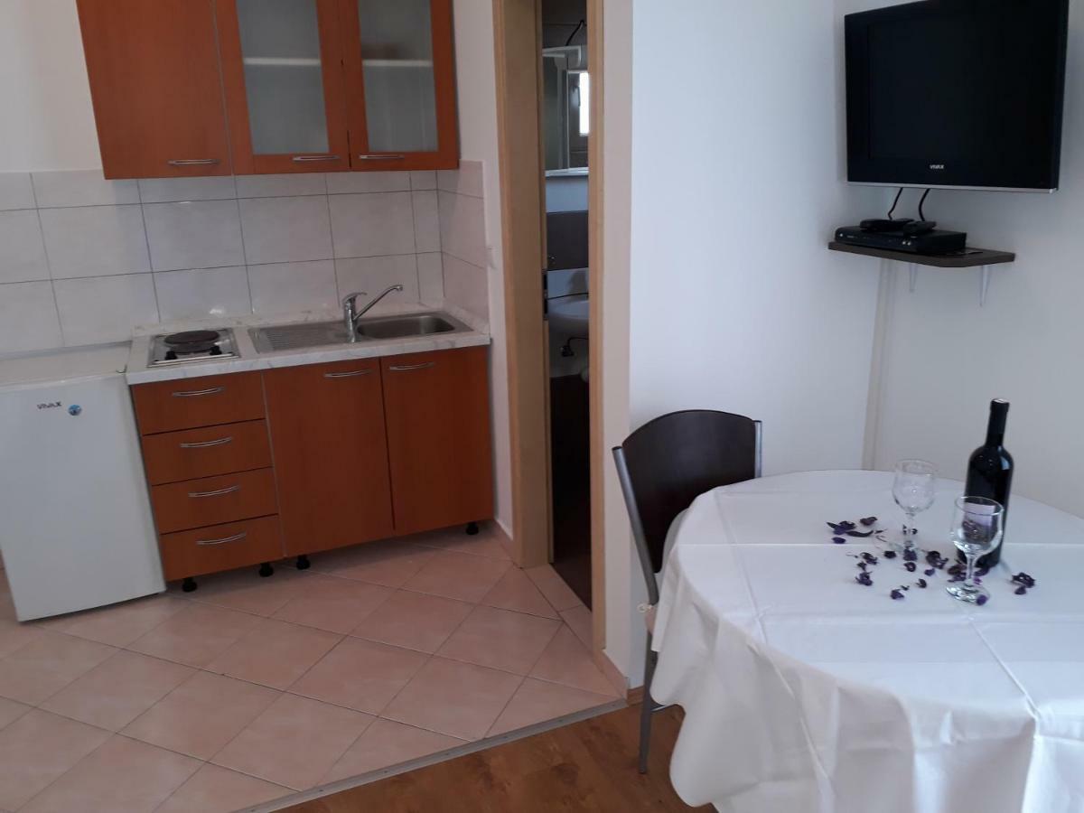 Apartmani Marino Привлака Экстерьер фото