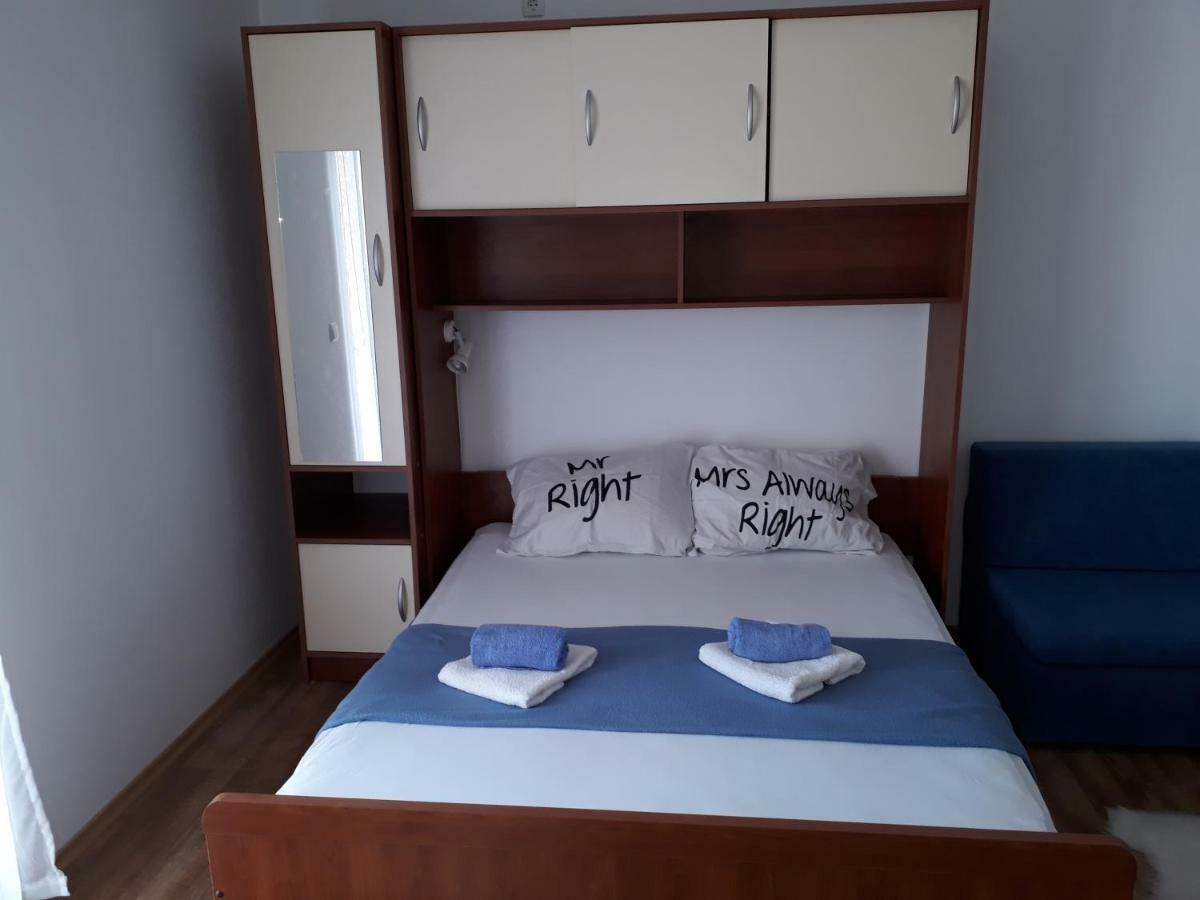 Apartmani Marino Привлака Экстерьер фото
