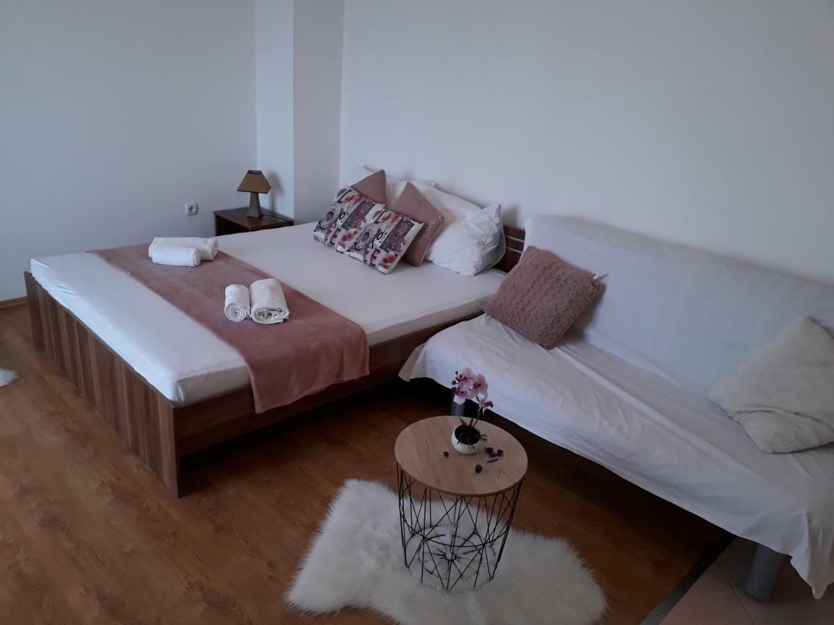 Apartmani Marino Привлака Экстерьер фото
